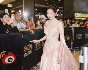 Chi Pu Makes History as the First Vietnamese Artist to Win Prestigious International Award - image 8