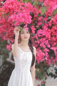Contemporary Portraiture Excellence: YiTuYu Art Language Vol.4442 Featuring Han Han - image 6