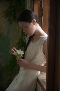 Cinematic Elegance: An Emotional Indoor Journey with Cai Jing Fan - image 12