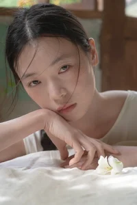 Cinematic Elegance: An Emotional Indoor Journey with Cai Jing Fan - image 7
