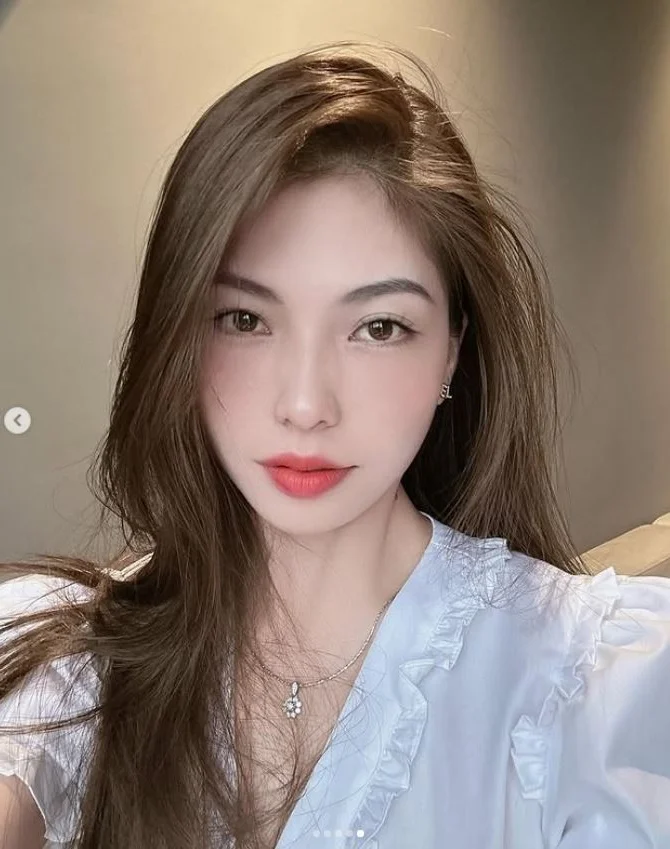 A Closer Look at the Stunning Style of the Beauty Linked to Ngo Kien Huy