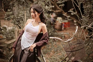 Elegant Beauty: Stunning Vietnamese Girl Portrait Collection Pack 19 - image 96