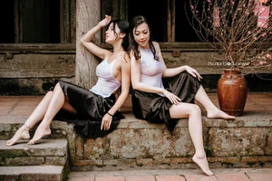Elegant Beauty: Stunning Vietnamese Girl Portrait Collection Pack 19 - image 23