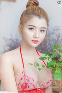 Elegant Beauty: Stunning Vietnamese Girl Portrait Collection Pack 19 - image 17