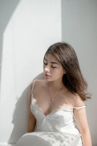 Elegant Beauty: Stunning Vietnamese Girl Portrait Collection Pack 19 - image 102