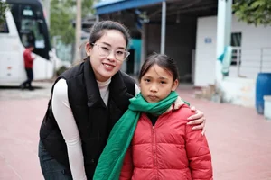 Duyen Dang Ngoai Thuong 2023: A Heartwarming Charity Journey to Lang Son Children's Village - image 5