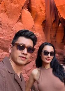 Model Le Thuy and Husband Do An Celebrate a Decade of Love and Marriage - image 7