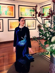 Model Le Thuy and Husband Do An Celebrate a Decade of Love and Marriage - image 10