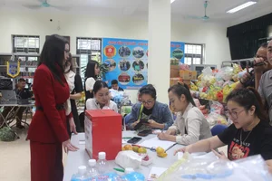 Community Solidarity: Free Housing Offered to Victims of the Tragic Khuong Ha Mini Apartment Fire - image 8