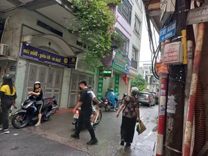 Community Solidarity: Free Housing Offered to Victims of the Tragic Khuong Ha Mini Apartment Fire - image 4