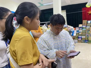 Community Solidarity: Free Housing Offered to Victims of the Tragic Khuong Ha Mini Apartment Fire - image 9