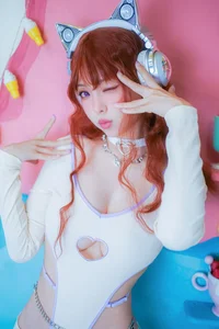 Y2K Cyber Cat Vibes: A Futuristic Fashion Journey with Coser Ely_eee - image 13