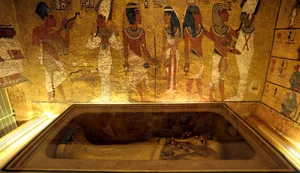 Unveiling the Secrets of Tutankhamun: Experts Shocked by Unimaginable Findings Inside the Tomb - image 9