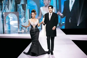 Minh Tuyet Shines as the Fashion Queen at the Glamorous X-mode Event - image 4