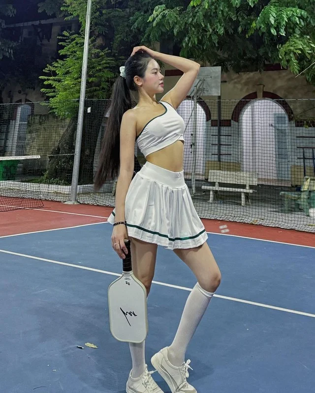 Rumored Girlfriend of Streamer Xemesis Rocks the Trendy Pickleball Fashion Trend