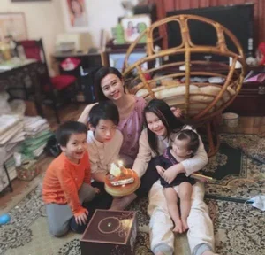 VTV Weather MC Stuns Fans with Youthful Glow as Mother of Four - image 4