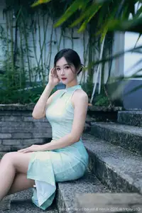 Nan Qiao: Graceful Charm in Jade Green Cheongsam - XiuRen No.10538 Collection - image 18