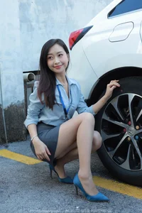 Modern Professionalism in IESS SXJ No.1887 with Model Xiao Jie - image 23