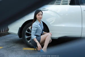 Modern Professionalism in IESS SXJ No.1887 with Model Xiao Jie - image 34