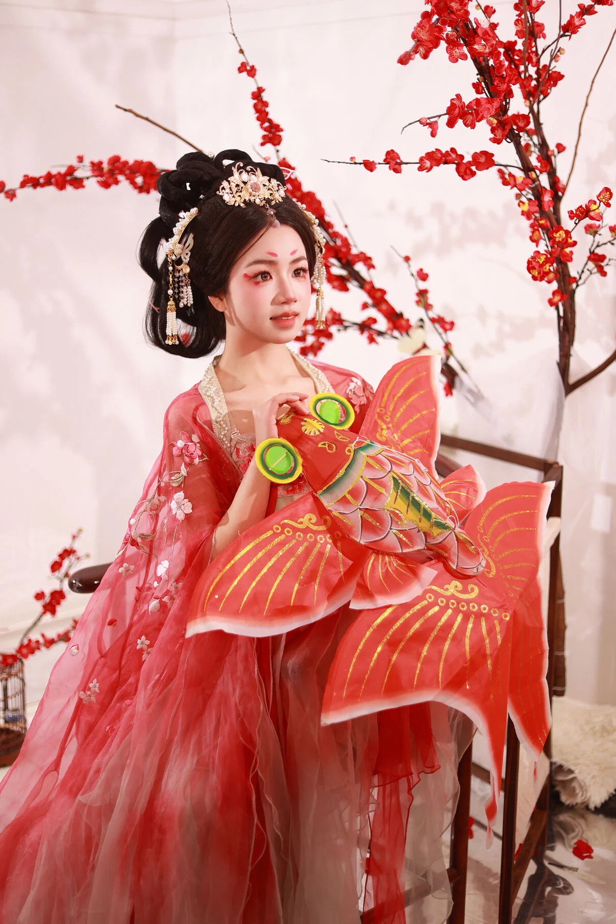 YiTuYu Art Language Vol.6970: Xiao Du Tong Xue Captures the Artistic Spotlight