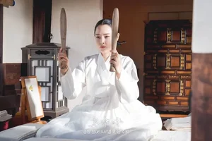 Knight Flower Review: Lee Honey Shines in 2024’s Top K-Drama - image 1