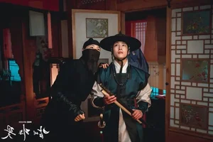 Knight Flower Review: Lee Honey Shines in 2024’s Top K-Drama - image 2