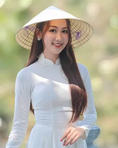 Behind the Crown: The Everyday Natural Beauty of Miss Grand Vietnam Quế Anh - image 1