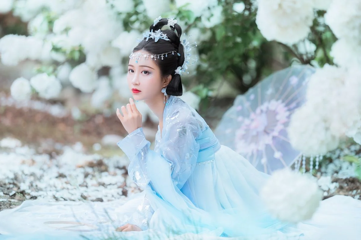 YiTuYu Art Language Vol.4244: Featuring the Elegant Qi Luo Sheng De Xiao Su Su