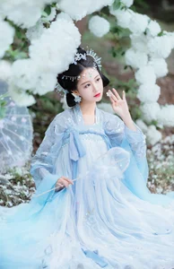 YiTuYu Art Language Vol.4244: Featuring the Elegant Qi Luo Sheng De Xiao Su Su - image 34