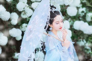 YiTuYu Art Language Vol.4244: Featuring the Elegant Qi Luo Sheng De Xiao Su Su - image 22