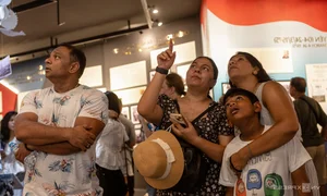 Emotional Journeys: Why Foreign Visitors Are Deeply Moved by the War Remnants Museum - image 2