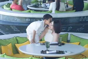 Thuy Tien and Son Mathis Enjoy Wholesome Beach Day - image 8