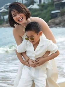 Thuy Tien and Son Mathis Enjoy Wholesome Beach Day - image 7