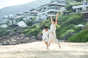 Thuy Tien and Son Mathis Enjoy Wholesome Beach Day - image 4