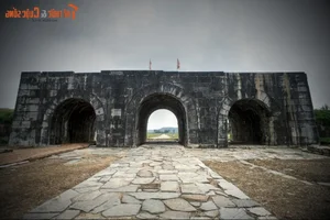The Feng Shui Curse and the Mystery of the Ho Dynasty Citadel - image 3