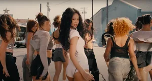 Jennie of BLACKPINK Brings Back Summer Vibes with Sensational Solo Single 'Mantra' - image 8