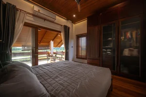 The Art of Slow Living: A Modern Sloped Roof Sanctuary to Witness All Four Seasons - image 7