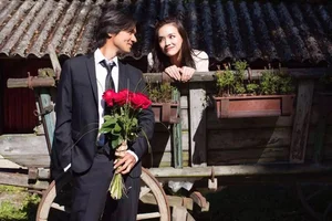 Shu Qi Celebrates Wedding Anniversary with Sweet and Nostalgic Photos - image 7