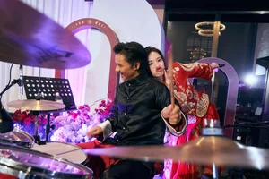 Shu Qi Celebrates Wedding Anniversary with Sweet and Nostalgic Photos - image 10