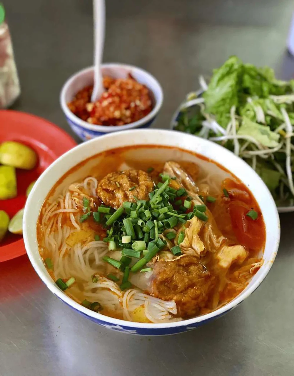Ultimate Da Nang Food Guide: Must-Try Dishes in Vietnam's Coastal Paradise