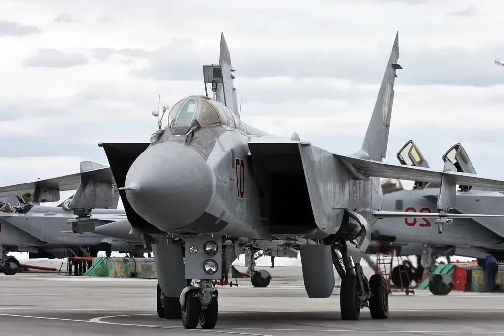 Indian Air Force General Shares Thrilling Firsthand Experience Flying the Legendary Russian MiG-31 Interceptor