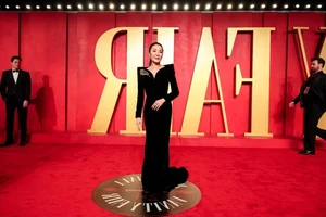 Vanity Fair Oscar After-Party 2024: Rosé, Kylie Jenner, and Kendall Jenner Dominate - image 24