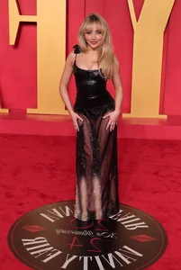 Vanity Fair Oscar After-Party 2024: Rosé, Kylie Jenner, and Kendall Jenner Dominate - image 0