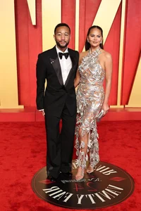 Vanity Fair Oscar After-Party 2024: Rosé, Kylie Jenner, and Kendall Jenner Dominate - image 25