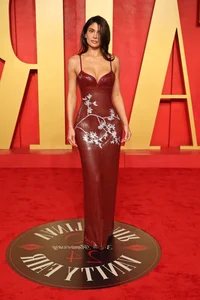 Vanity Fair Oscar After-Party 2024: Rosé, Kylie Jenner, and Kendall Jenner Dominate - image 9