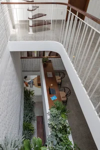 30 Innovative Mezzanine Designs for Small Townhouses with Greenery - image 25