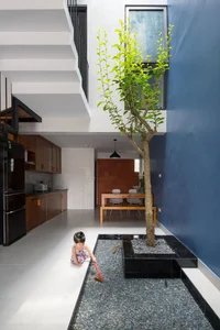 30 Innovative Mezzanine Designs for Small Townhouses with Greenery - image 16