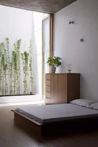 30 Innovative Mezzanine Designs for Small Townhouses with Greenery - image 22