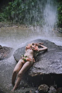 Artistic Expression in YiTuYu Art Language Vol.5785 Featuring Yao Yi Yao - image 0