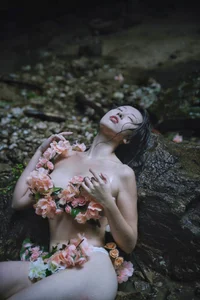 Artistic Expression in YiTuYu Art Language Vol.5785 Featuring Yao Yi Yao - image 5